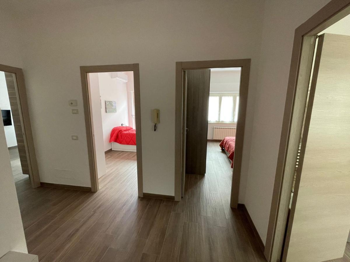 Apartment Comfort A Cinque Fermate Dal Centro Rom